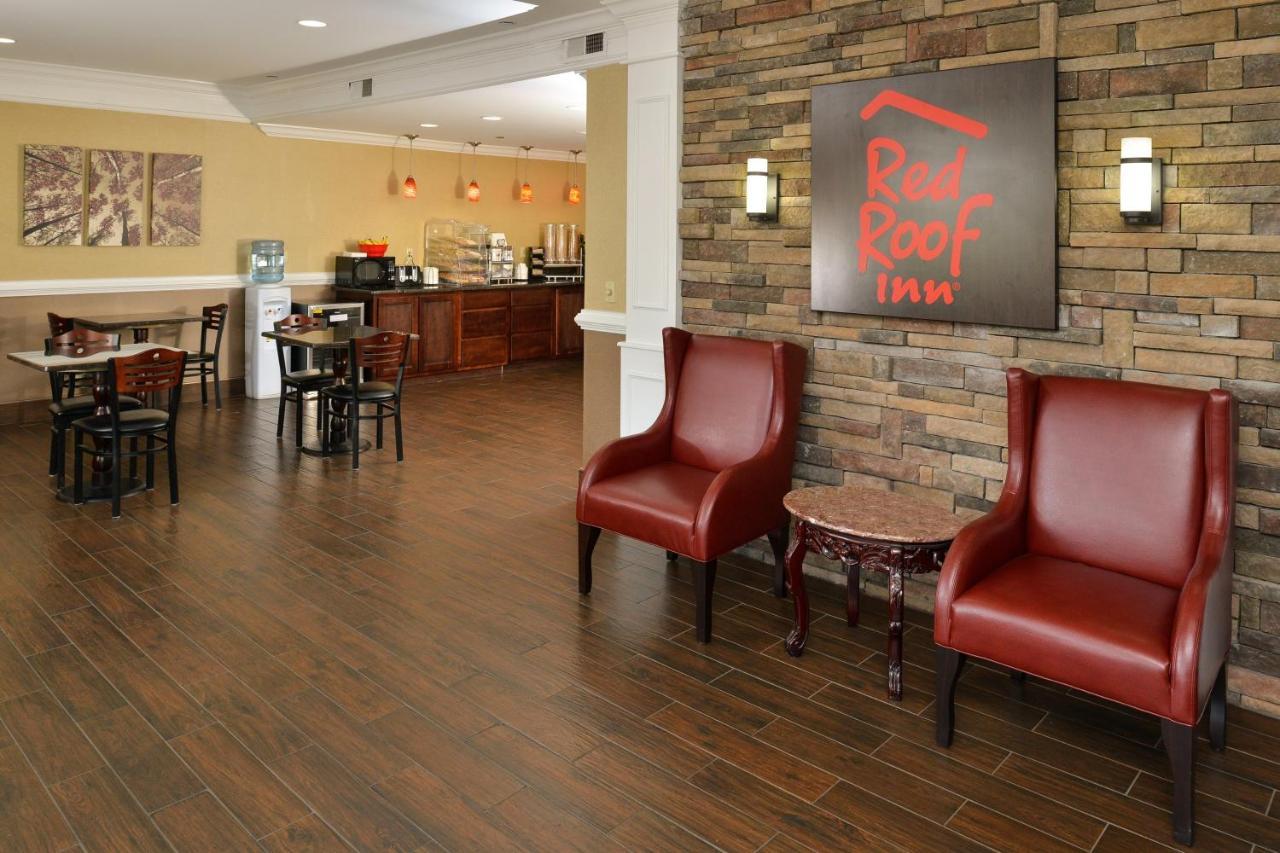 Motel Red Roof 2*