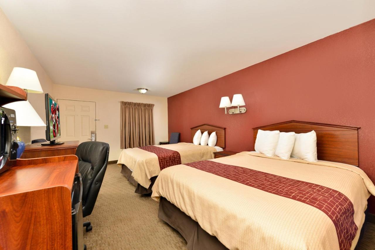 Red Roof Motel 2*