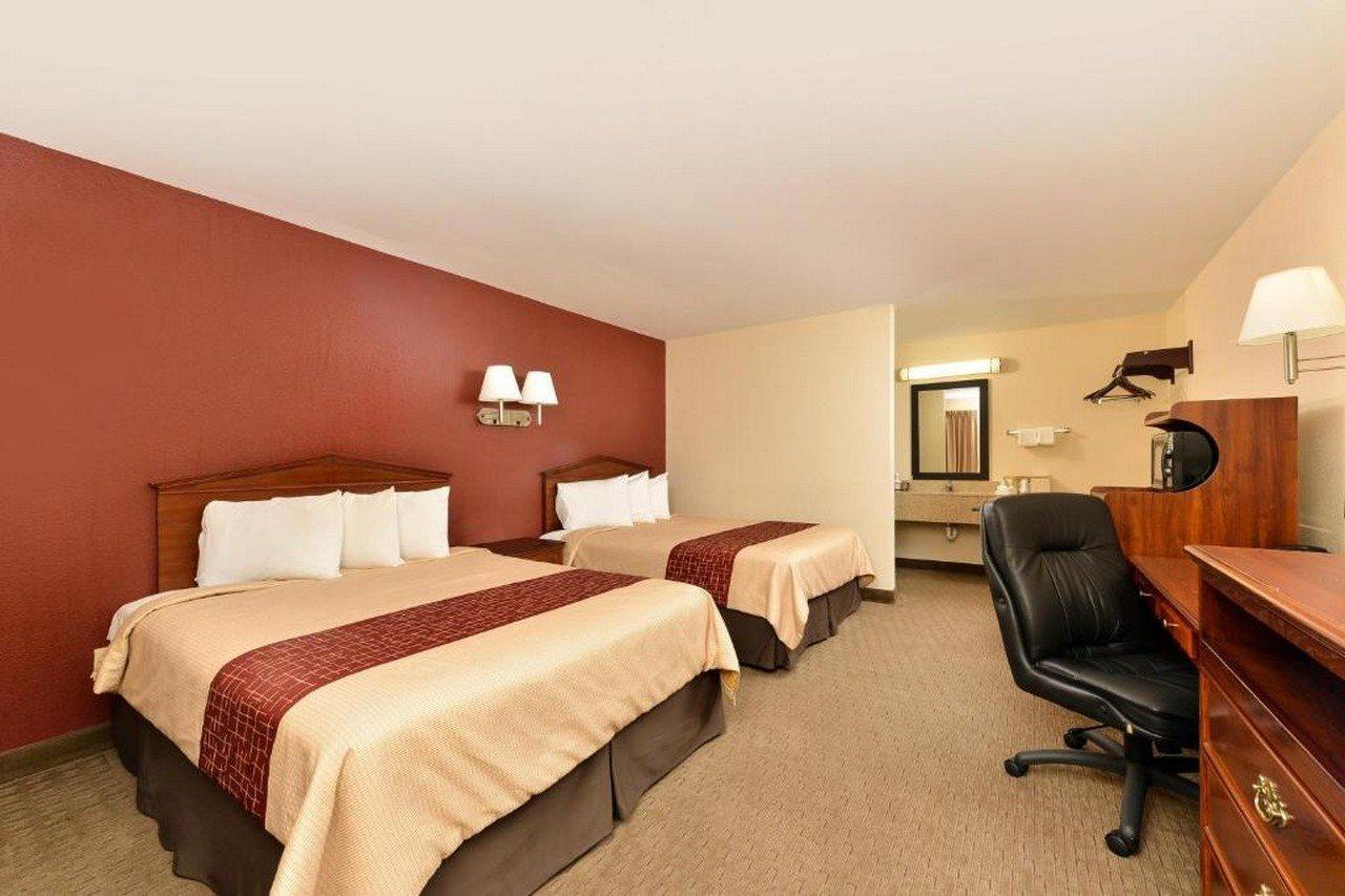 Red Roof Motel 2*